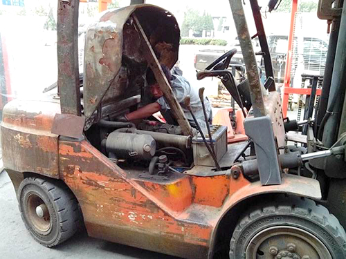 洪梅中堂叉車維修案例