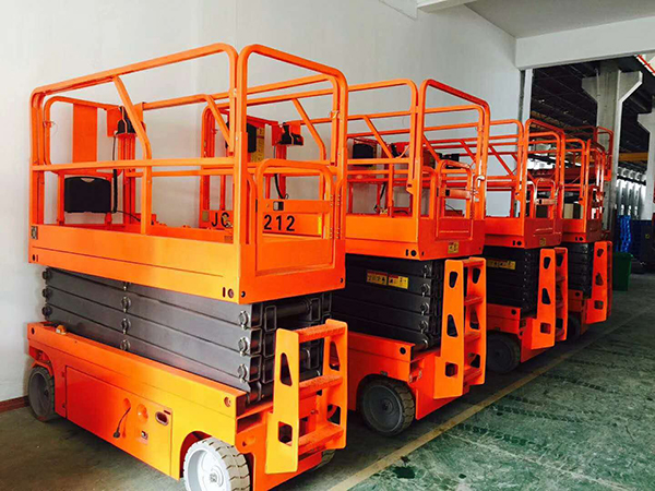 潮州升降平臺(tái)供應(yīng)